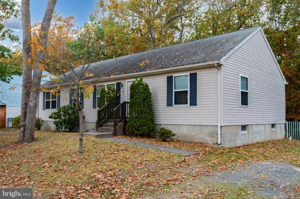 4 PEMBERTON BLVD, Browns Mills, NJ 08015