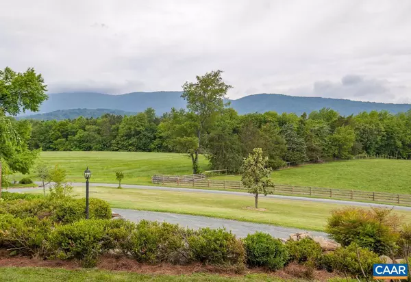 Crozet, VA 22932,5135 HALCYON DR