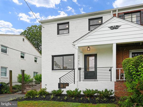 2724 HICKORY ST, Alexandria, VA 22305