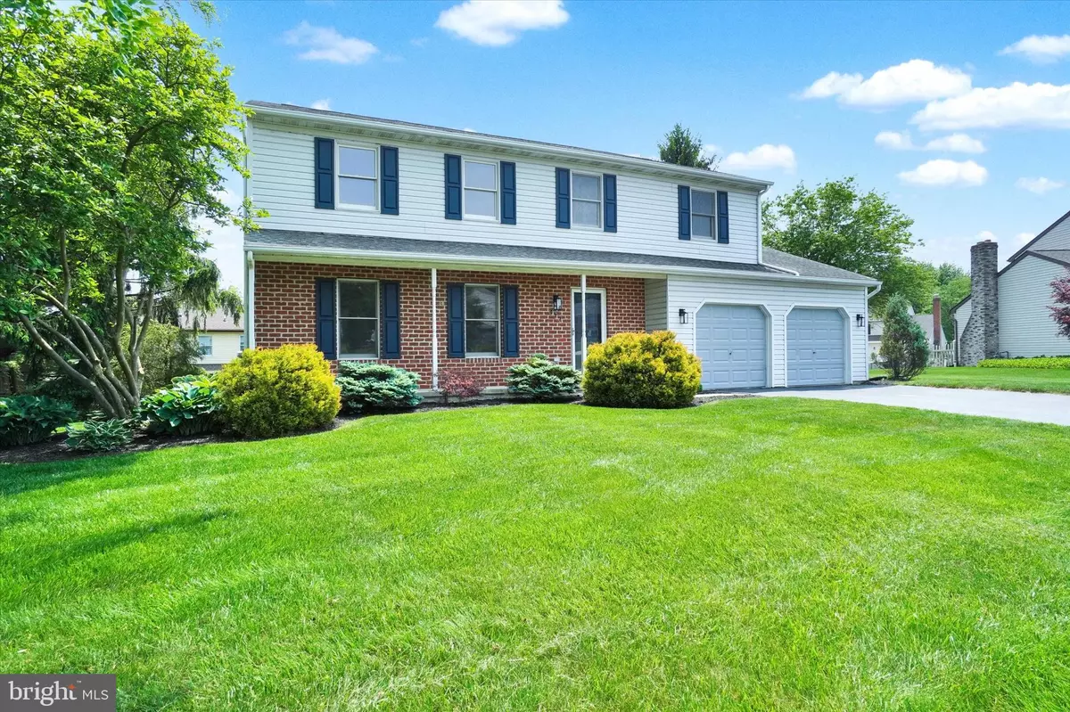 York, PA 17402,417 WHITE ROSE LN