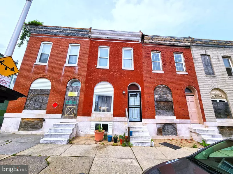 2302 E HOFFMAN ST, Baltimore, MD 21213