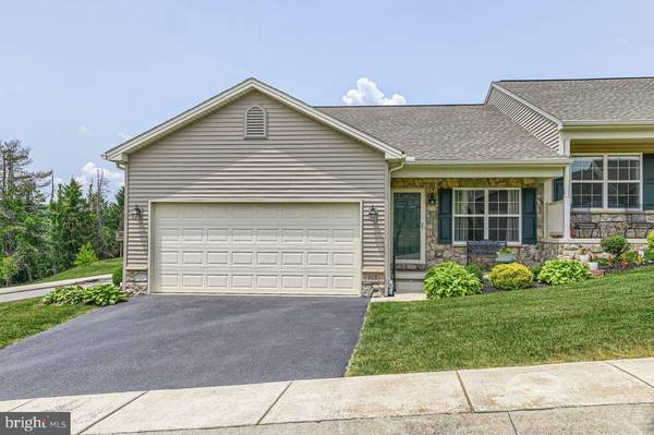 107 SHETLAND DR, Red Lion, PA 17356