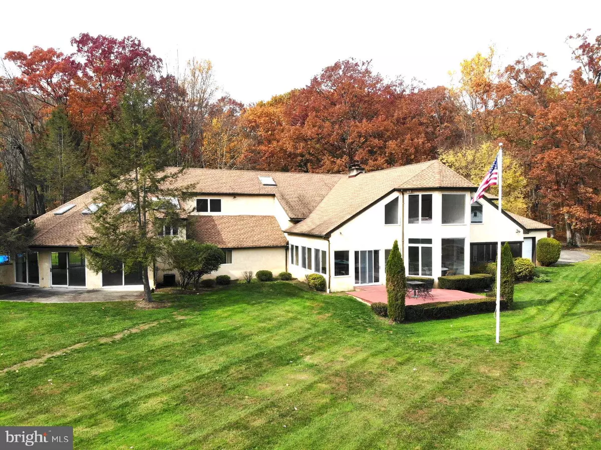 Pompton Plains, NJ 07444,312 SUNSET RD