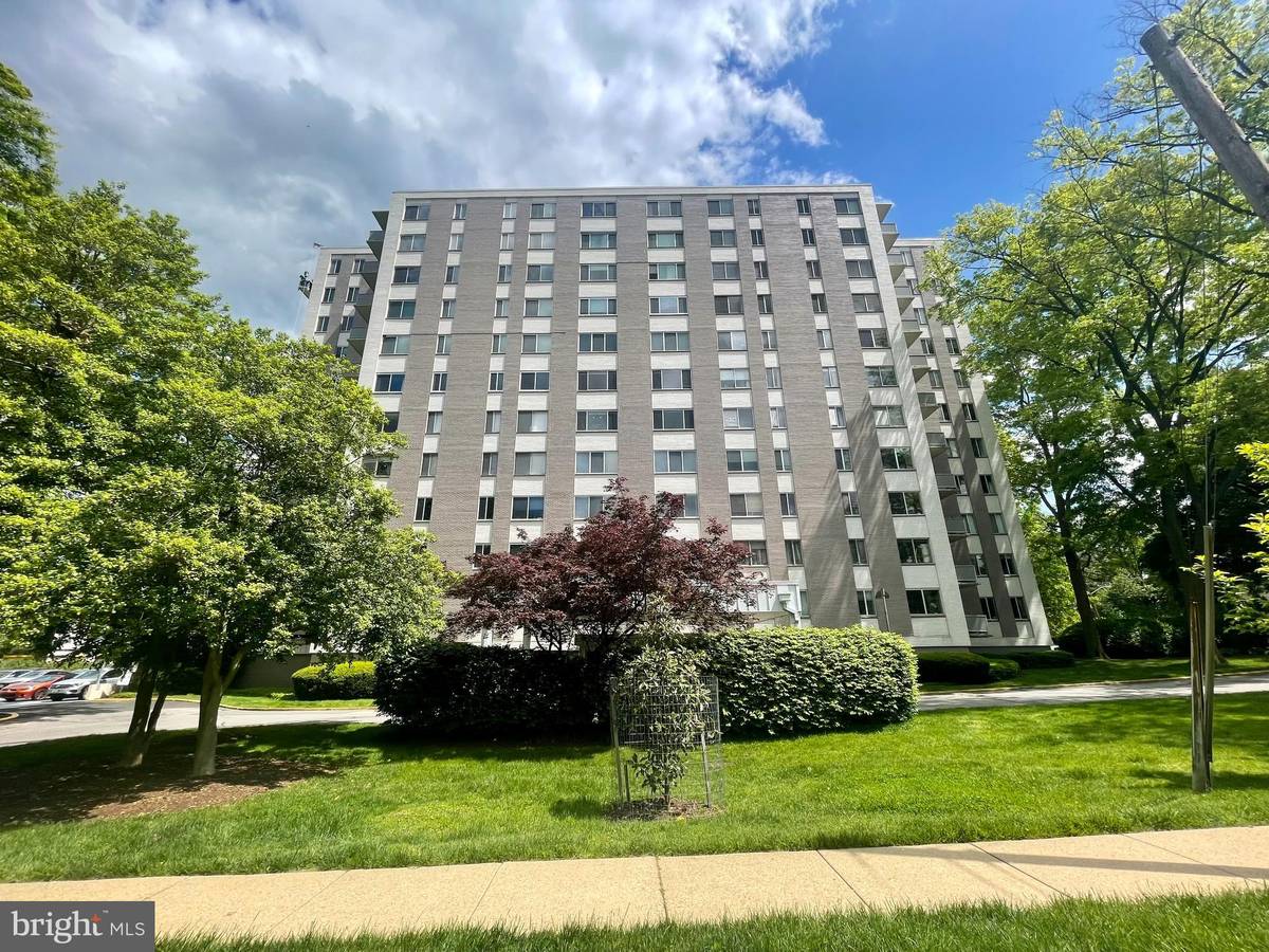 Bethesda, MD 20814,8315 N BROOK LN #2-903