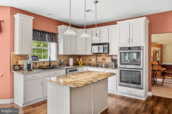 Burlington, NJ 08016,203 FIELDCREST CT