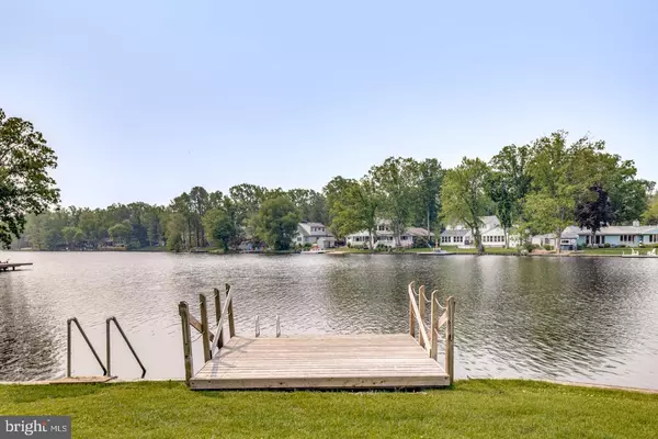 Medford, NJ 08055,31 N LAKESIDE DR W