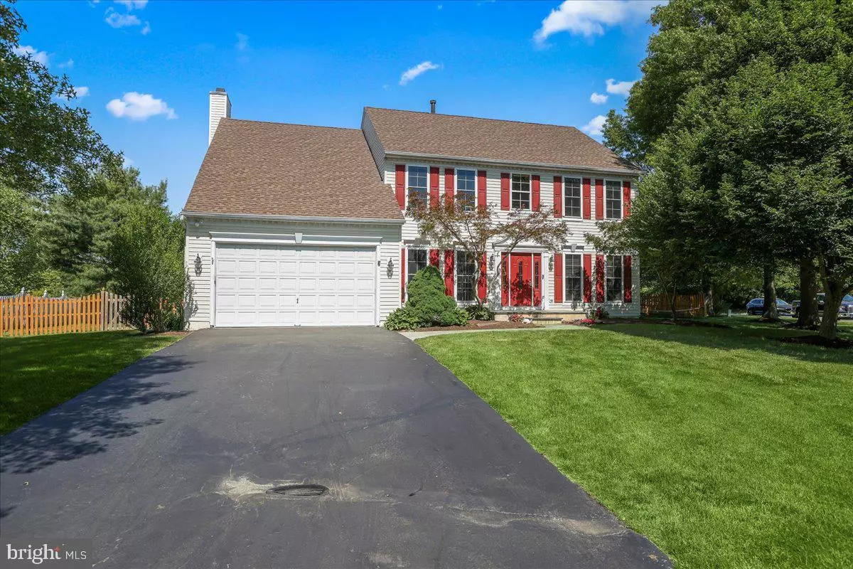 Pennington, NJ 08534,5 HENLEY PL