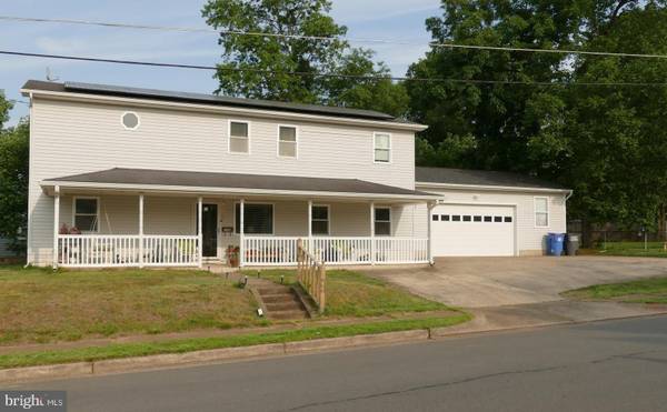 349 MANASSAS DR, Manassas Park, VA 20111