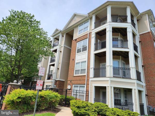 12949 CENTRE PARK CIR #202, Herndon, VA 20171