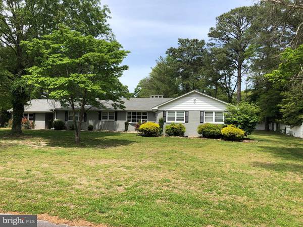 9593 N SHORE DR, Seaford, DE 19973