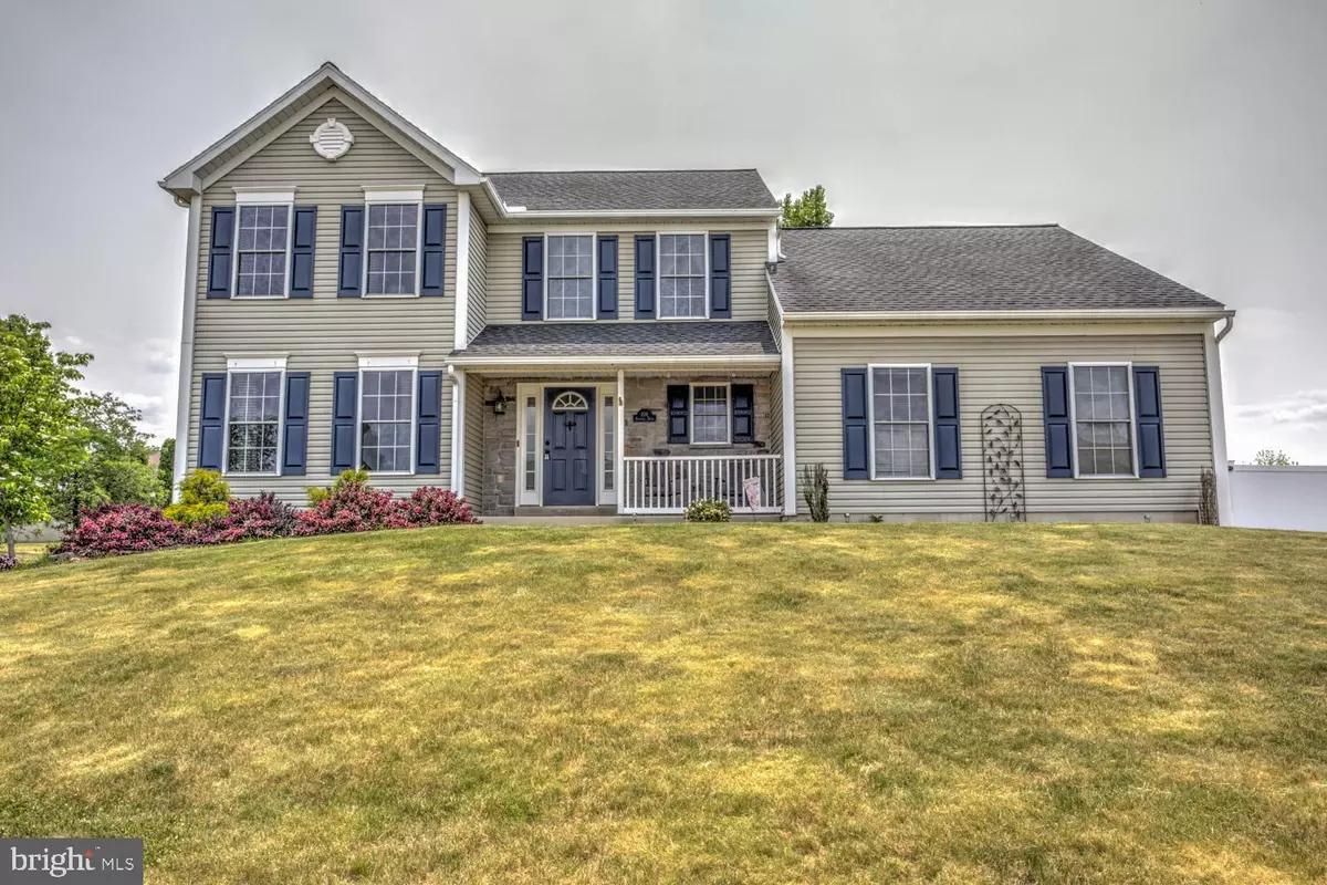 Bernville, PA 19506,108 DOGWOOD DR