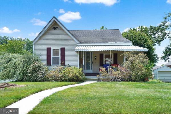 420 COTTAGE PL, Red Lion, PA 17356