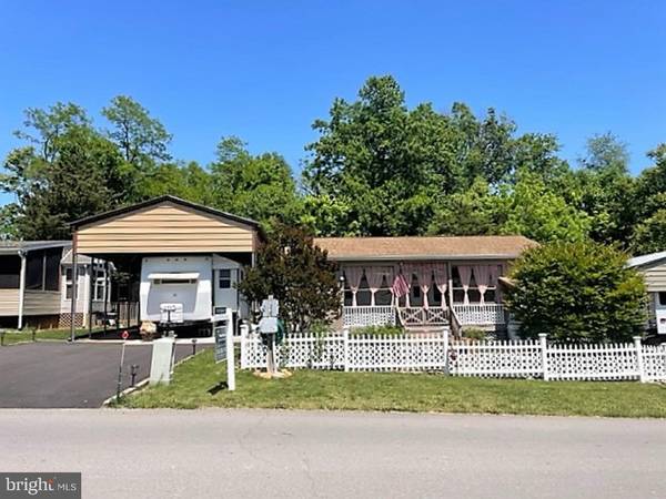 69-26/69-27 RANGER RD, Falling Waters, WV 25419