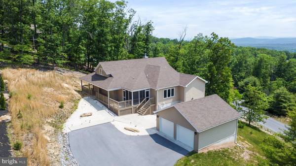 342 MOUNDBUILDER LOOP, Hedgesville, WV 25427