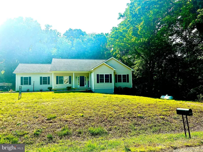 1009 EASTERN VIEW DR, Fredericksburg, VA 22405