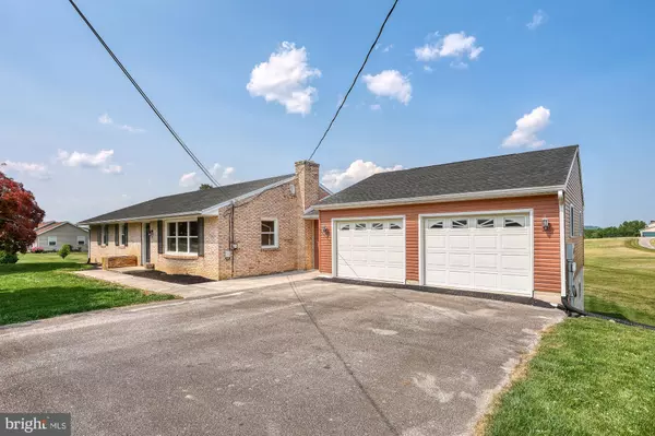 Hanover, PA 17331,310 DEAGEN RD