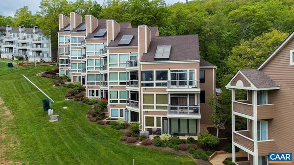 919 DIAMOND HILL CONDOS, Wintergreen Resort, VA 22967