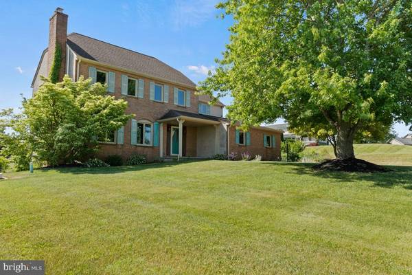 2720 BERGEY RD, Harleysville, PA 19438