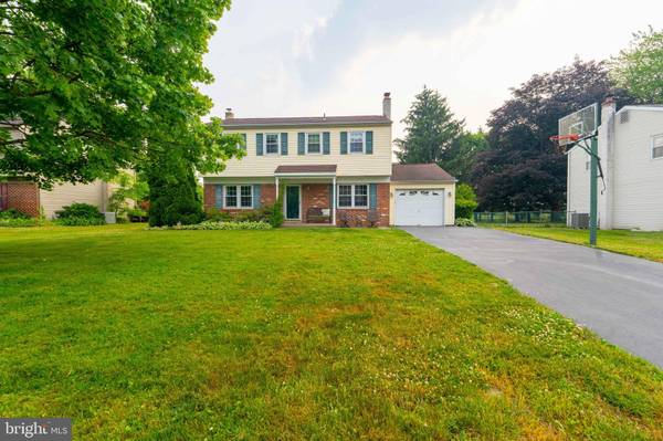 206 SILVESTRI DR, Hatboro, PA 19040