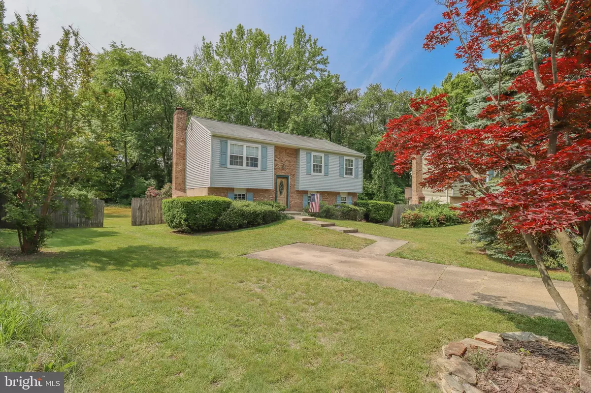 Glen Burnie, MD 21061,8221 CRAB APPLE CT