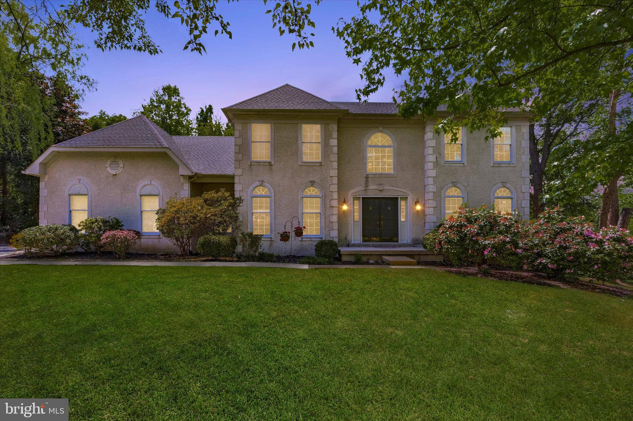 6 MEREDITH CIR, Thornton, PA 19373