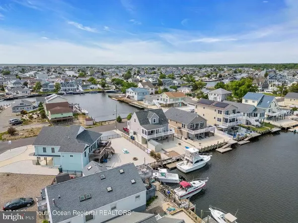 Little Egg Harbor Twp, NJ 08087,4 SHIP DR