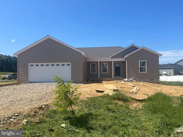 489 SPYGLASS DR, Martinsburg, WV 25403