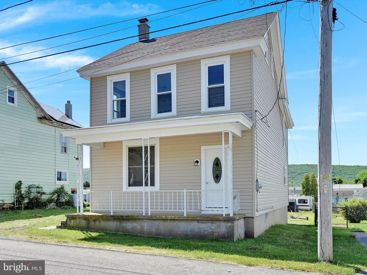 Muir, PA 17957,110 W WASHINGTON ST