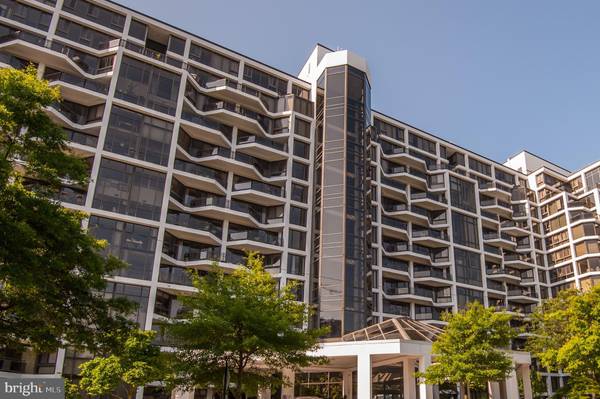 1530 KEY BLVD #921, Arlington, VA 22209