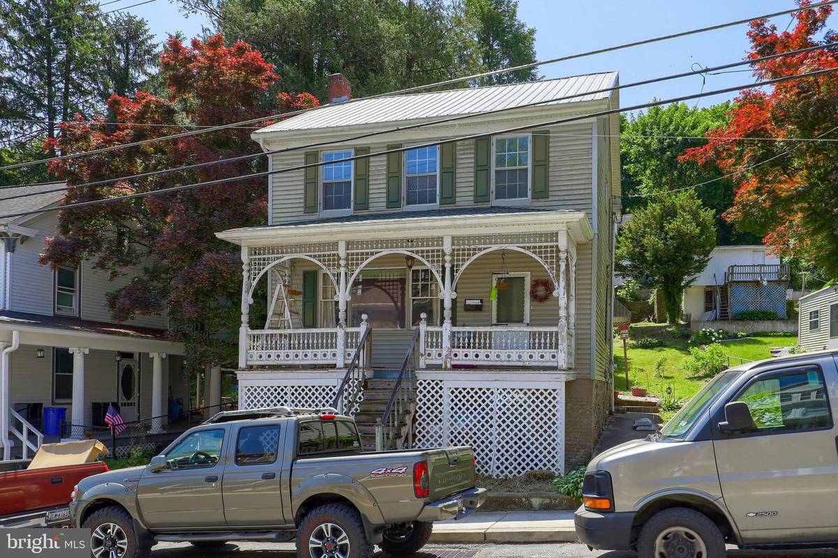 Glen Rock, PA 17327,140 HANOVER ST