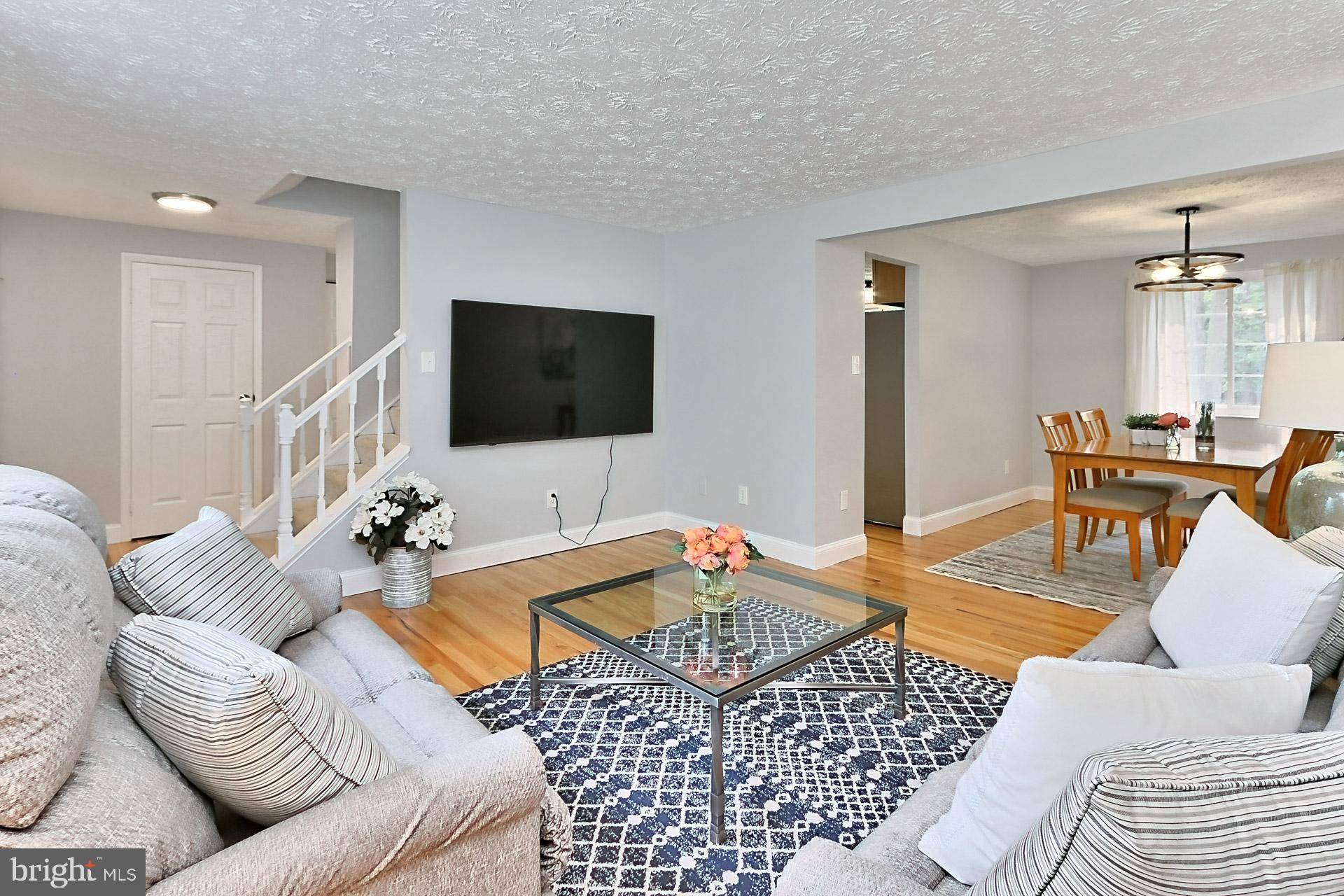 Springfield, VA 22153,8285 DEEP VALLEY CT