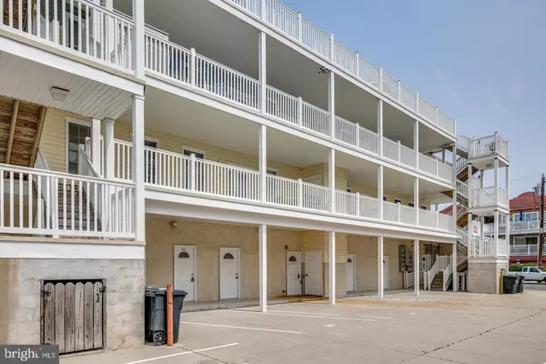 Wildwood, NJ 08260,4501 PACIFIC AVE #201