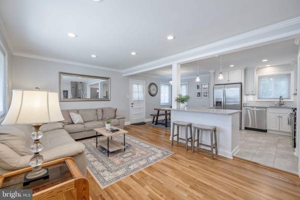 5316 THAYER AVE, Alexandria, VA 22304