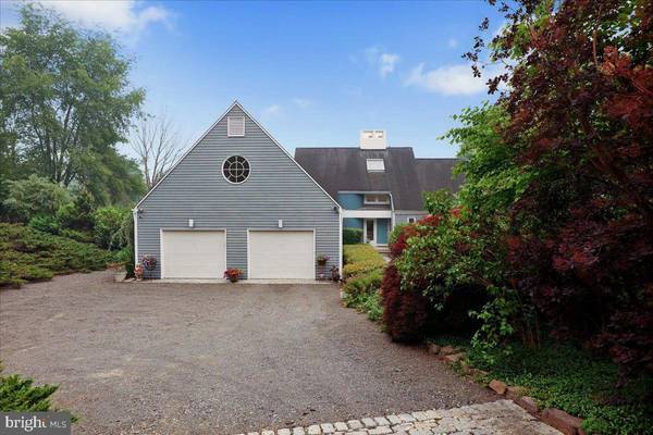 53 HARBOURTON MOUNT AIRY RD, Lambertville, NJ 08530