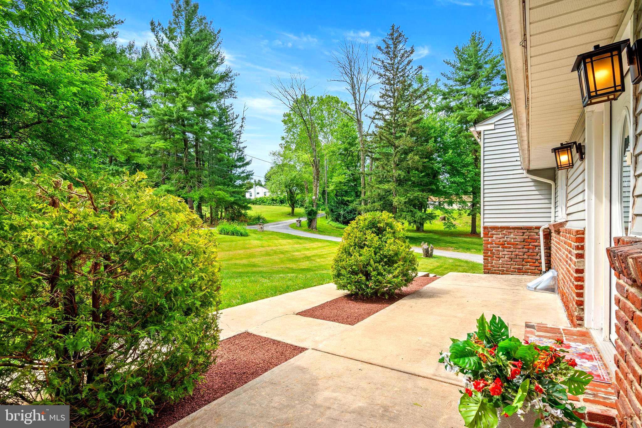 Chester Springs, PA 19425,3 SPRINGWOOD LN