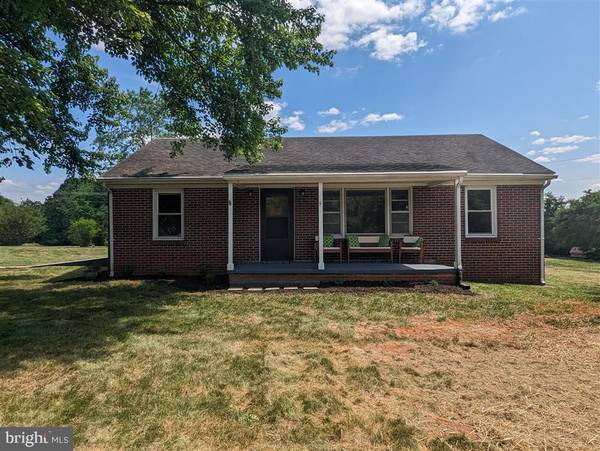 406 FREDERICKSBURG RD, Ruckersville, VA 22968