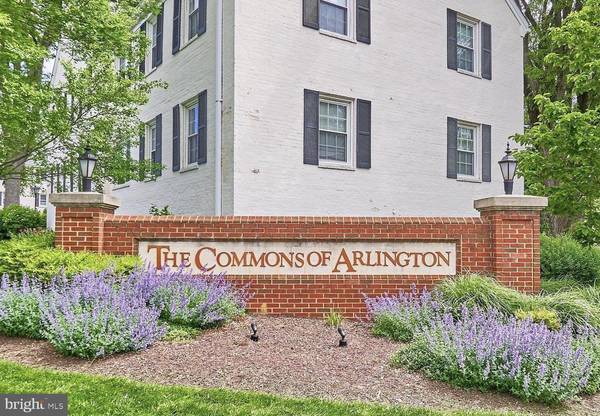 Arlington, VA 22204,2902 13TH RD S #202