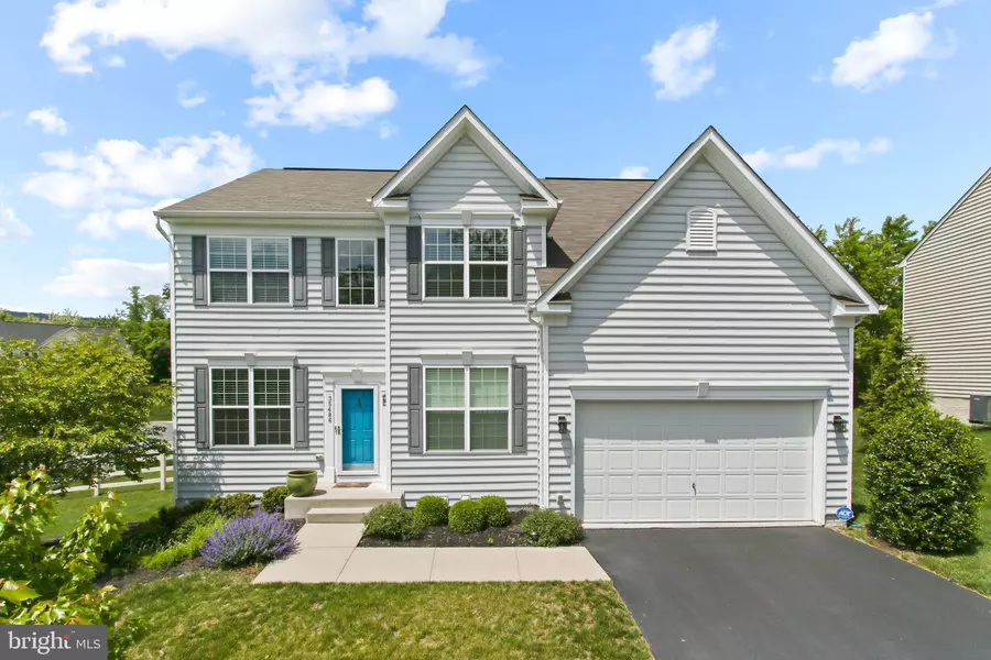 35486 SAINT JAMES DR, Round Hill, VA 20141