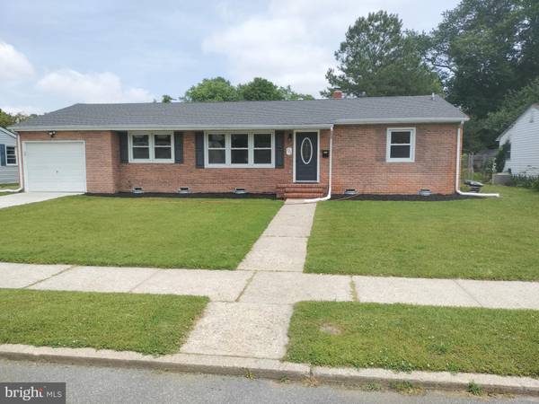 725 W IVY DR, Seaford, DE 19973