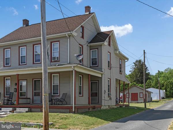 129 W SHERIDAN AVE, Annville, PA 17003