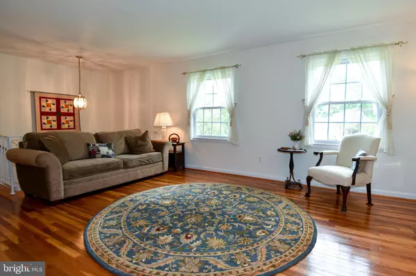 Alexandria, VA 22306,7938 BAYBERRY DR