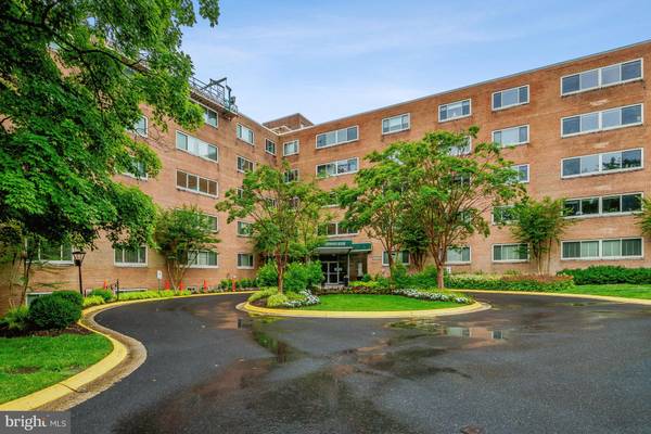 5100 DORSET AVE #109, Chevy Chase, MD 20815