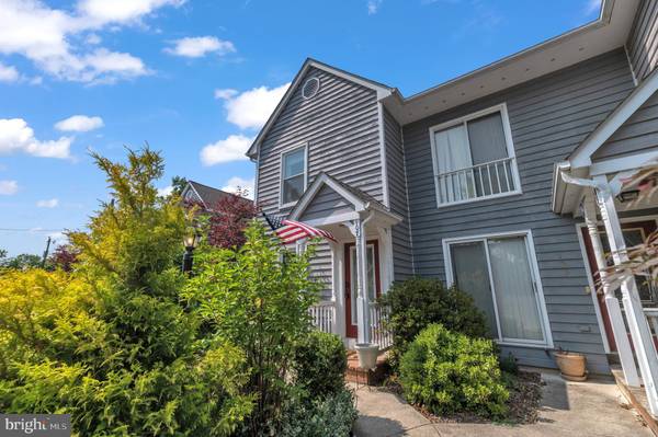 107 W O ST, Purcellville, VA 20132