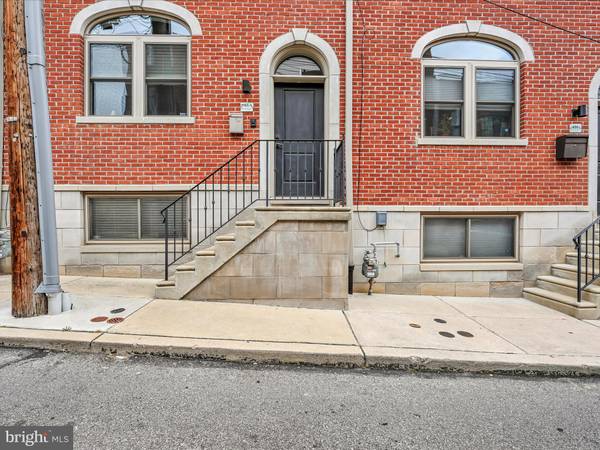 4503 SMICK ST #A, Philadelphia, PA 19127