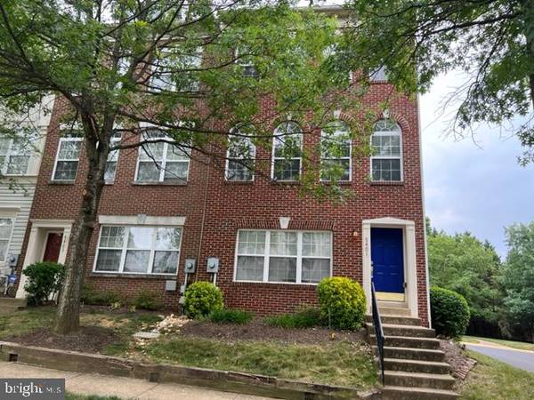 5401 CHEYENNE KNOLL PL, Alexandria, VA 22312