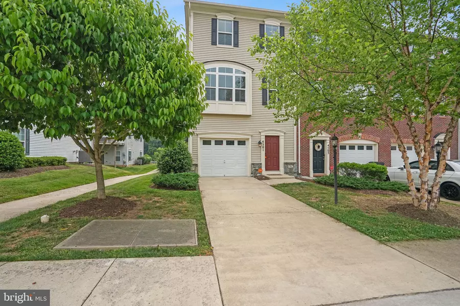 4501 POTOMAC HIGHLANDS CIR, Triangle, VA 22172