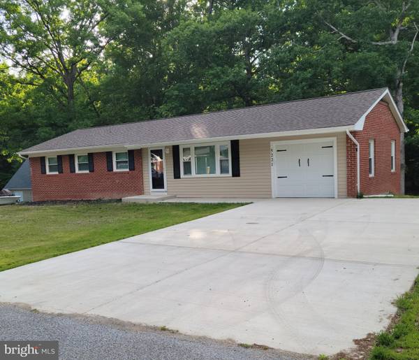 5221 COLEBROOK DR,  La Plata,  MD 20646