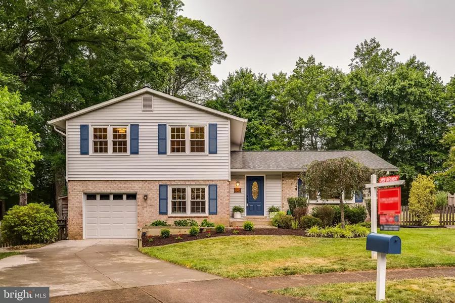 5104 SPRING ROCK CT, Fairfax, VA 22032