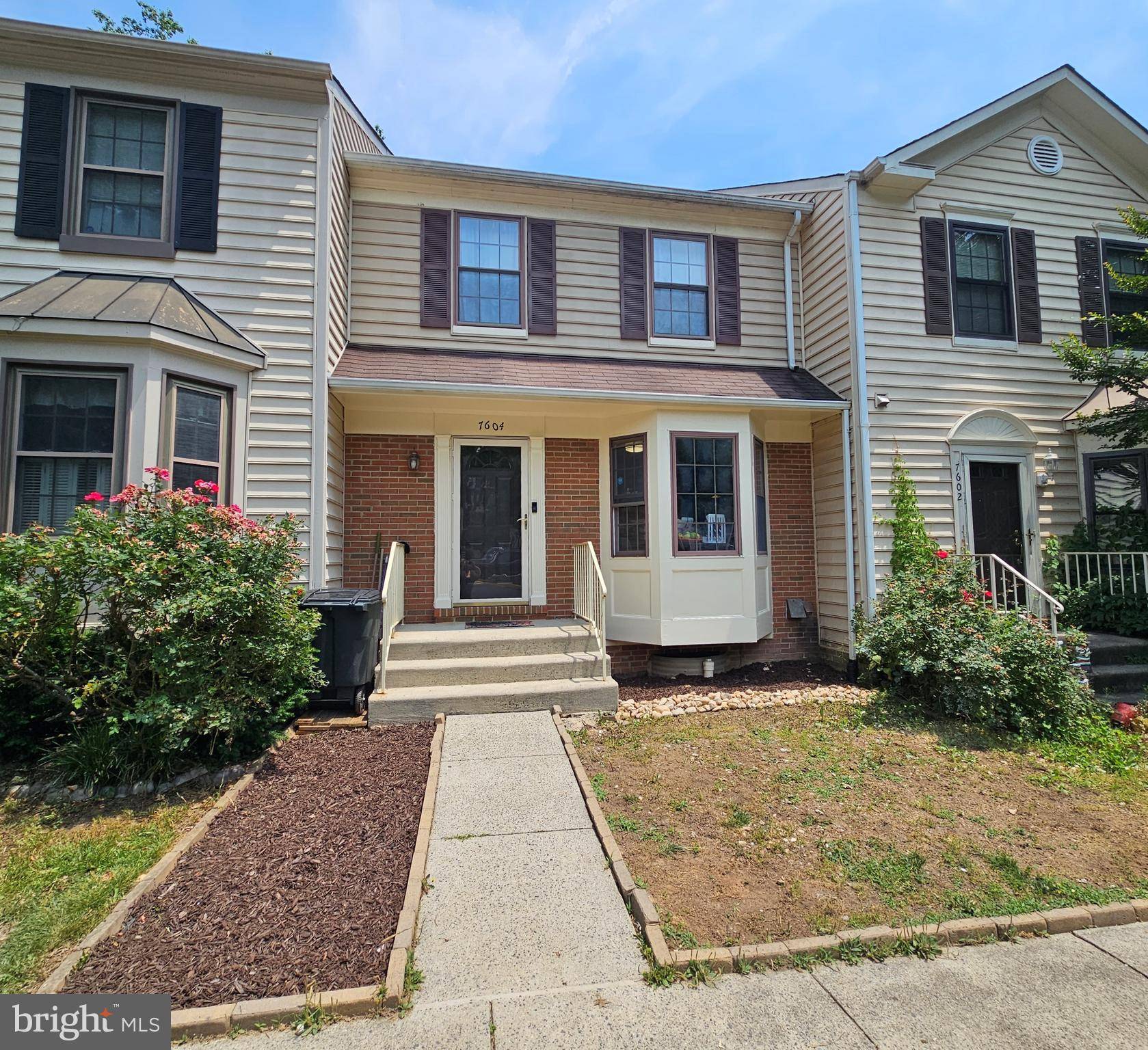 7604 SOUTHERN OAK DR, Springfield, VA 22153