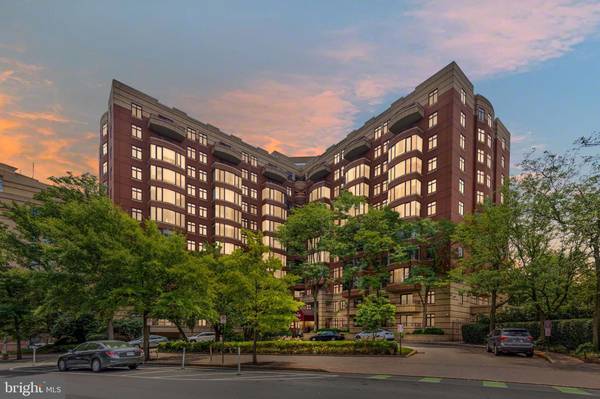 2400 CLARENDON BLVD #1009, Arlington, VA 22201